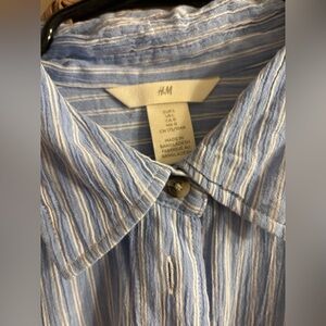 H&M Light Blue and White Striped Casual Button-Down Shirt